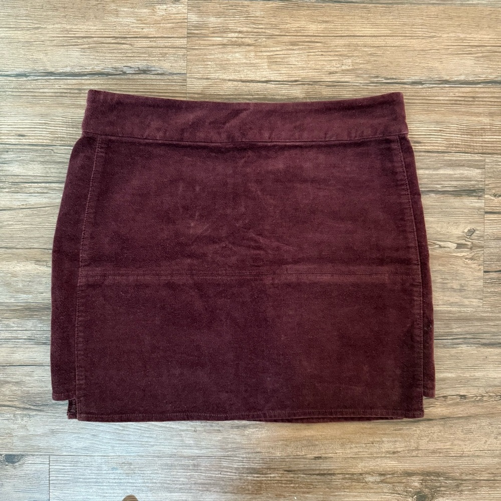Maroon Velvet Mini Skirt M